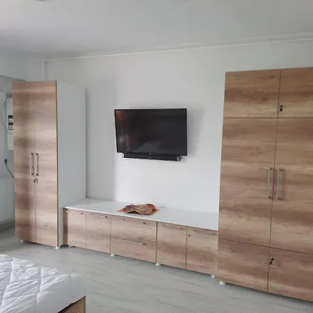 Blue Wave 2 Primul Bloc La Mare Appartement Năvodari
